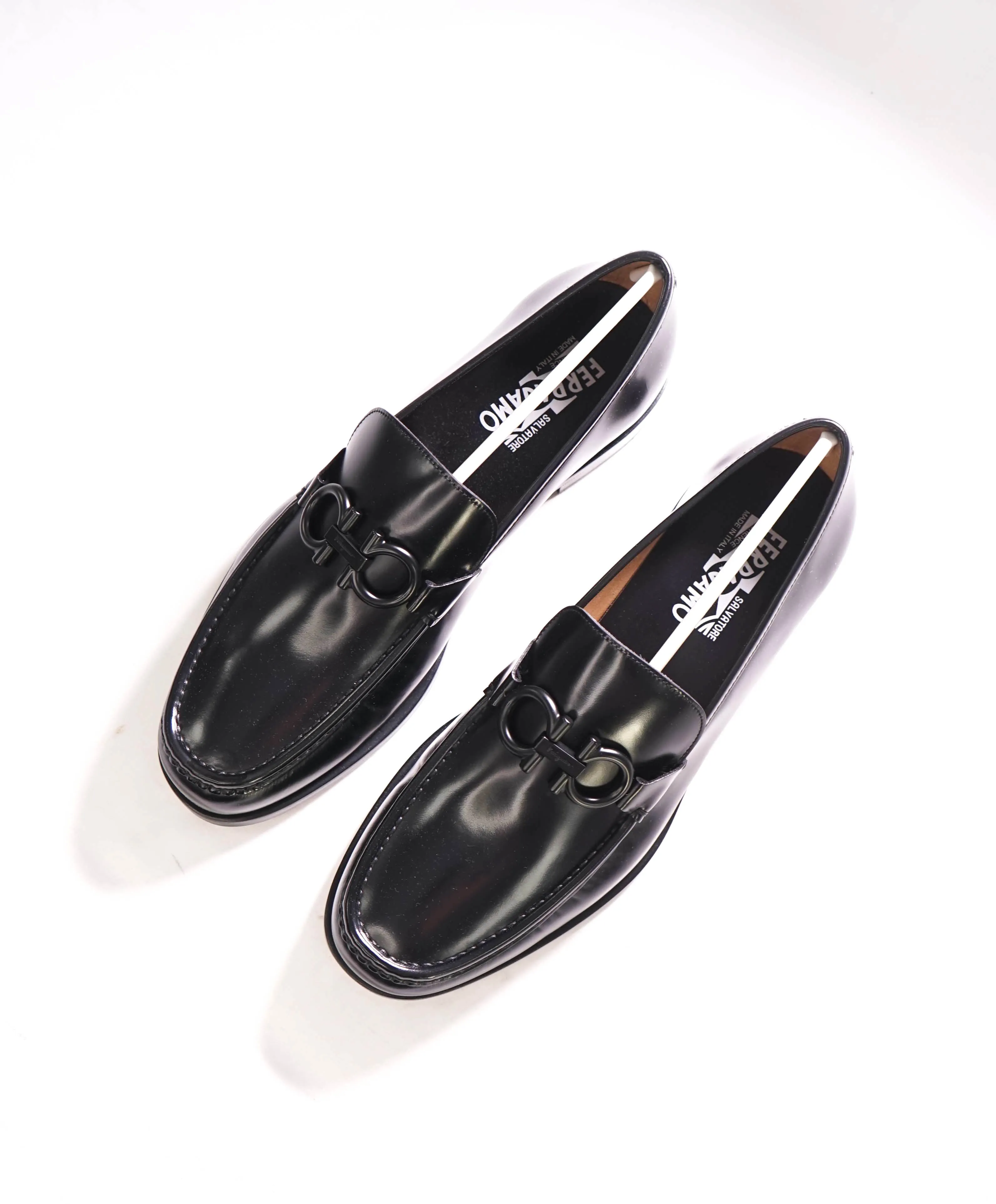 $850 SALVATORE FERRAGAMO - “ROLO" Gancini Bit Loafer Black Leather - 11 E US