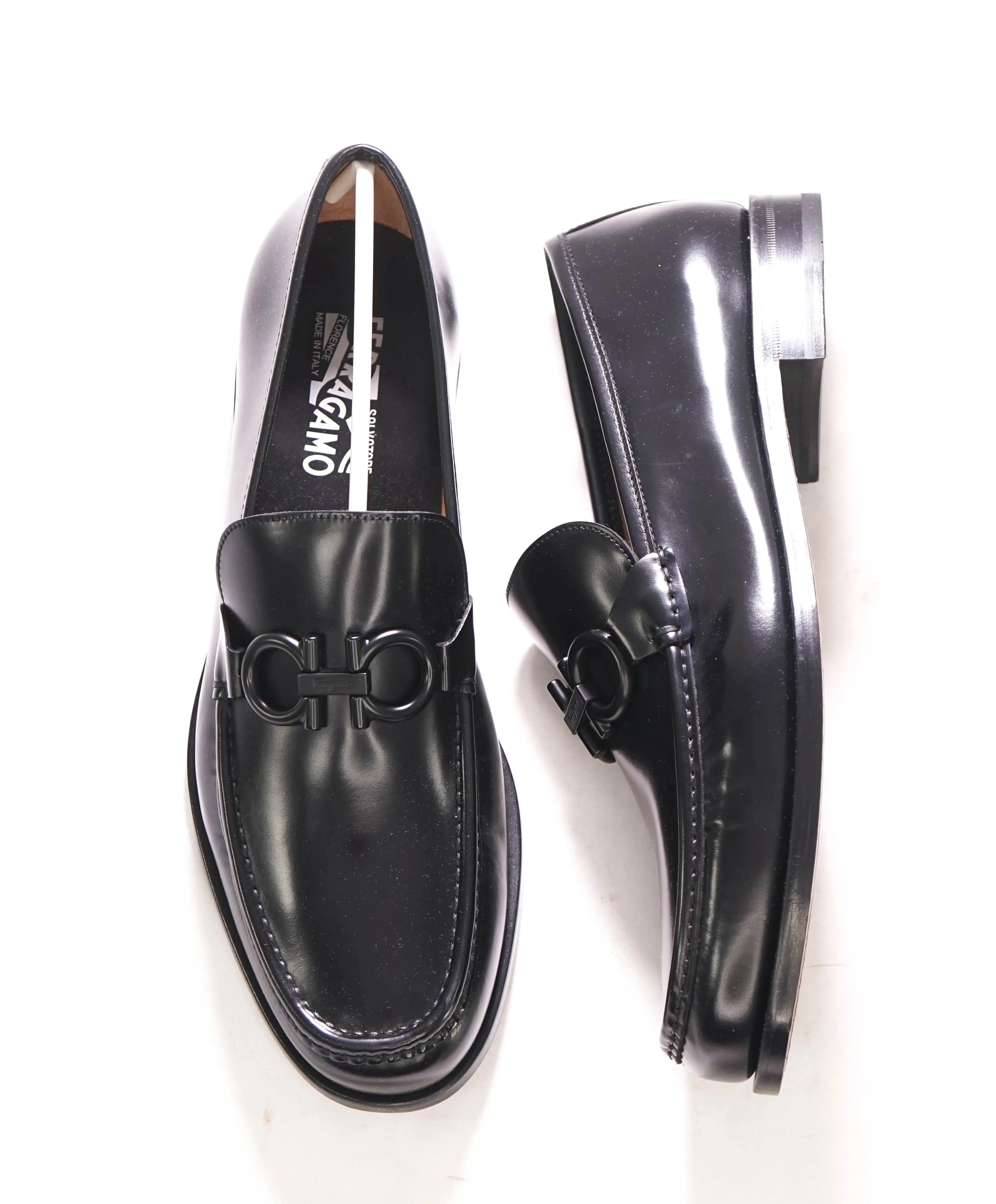 $850 SALVATORE FERRAGAMO - “ROLO" Gancini Bit Loafer Black Leather - 11 E US