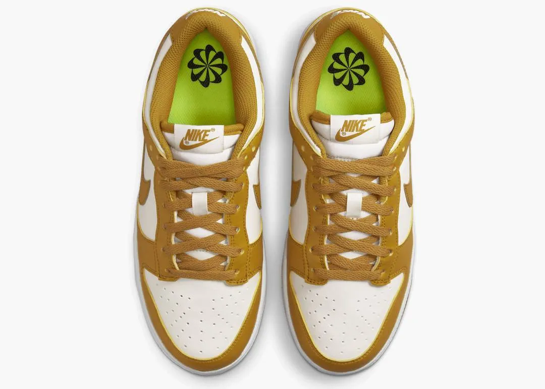 Nike Dunk Low Next Nature Light Curry (W)