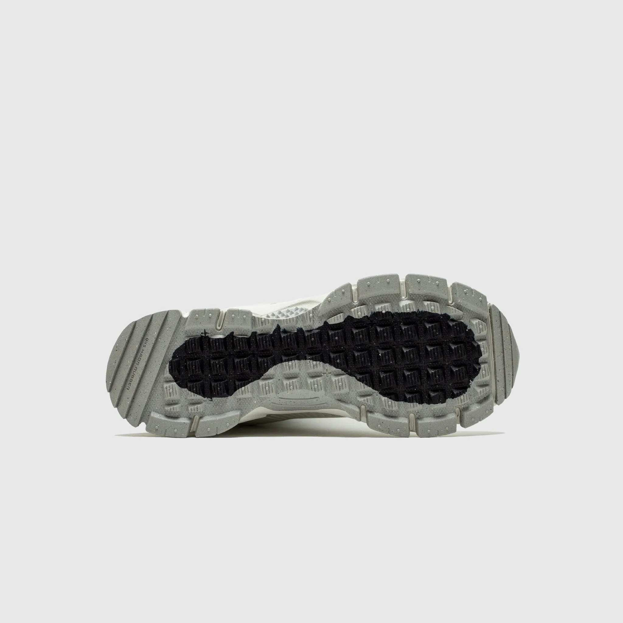 ZOOM VOMERO ROAM "LIGHT BONE"